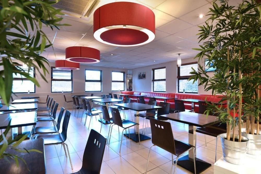 Travelodge Dublin Airport North 'Swords' Dış mekan fotoğraf