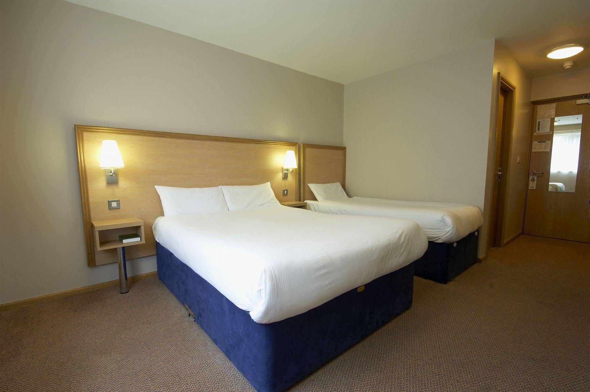 Travelodge Dublin Airport North 'Swords' Dış mekan fotoğraf