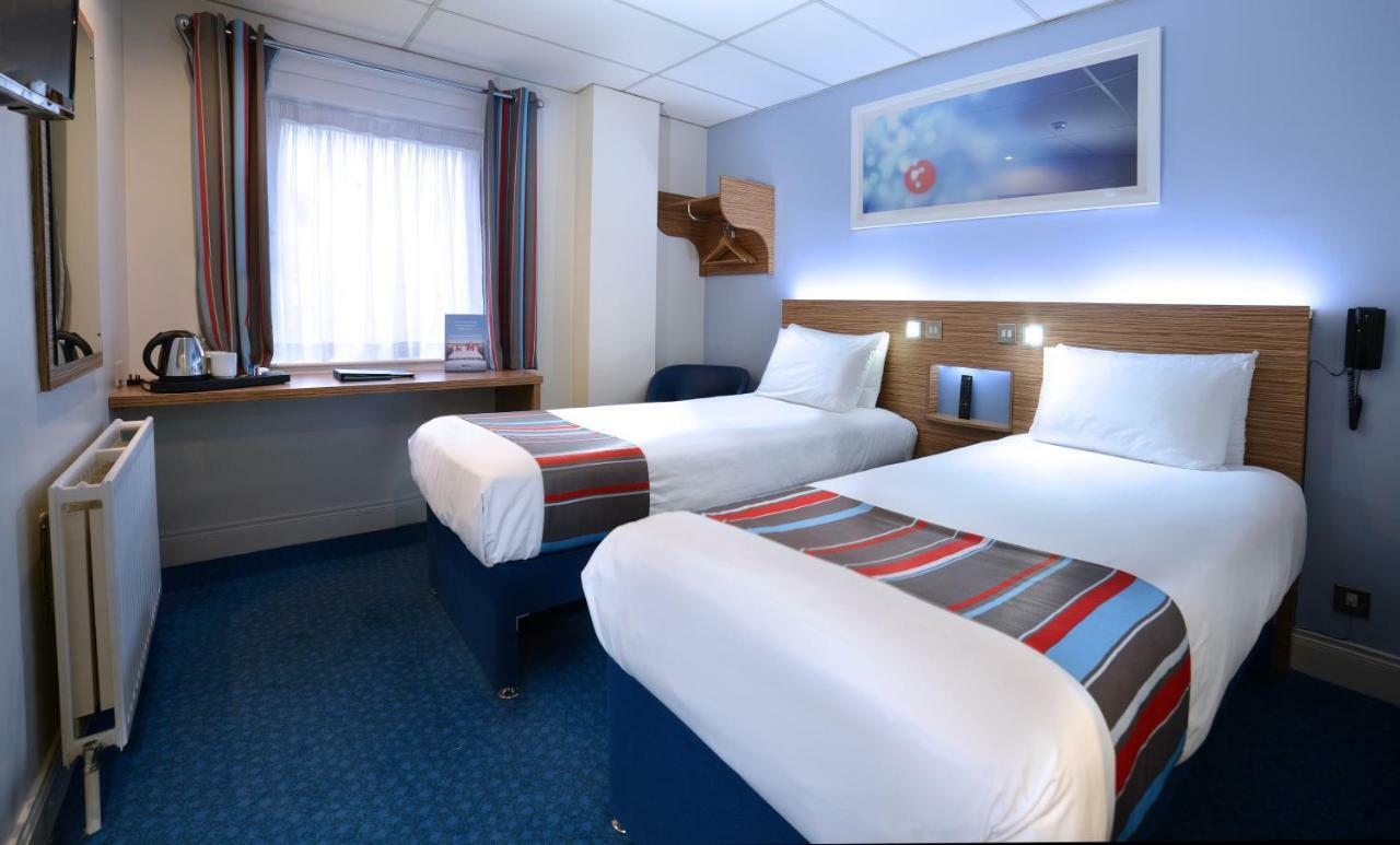 Travelodge Dublin Airport North 'Swords' Dış mekan fotoğraf
