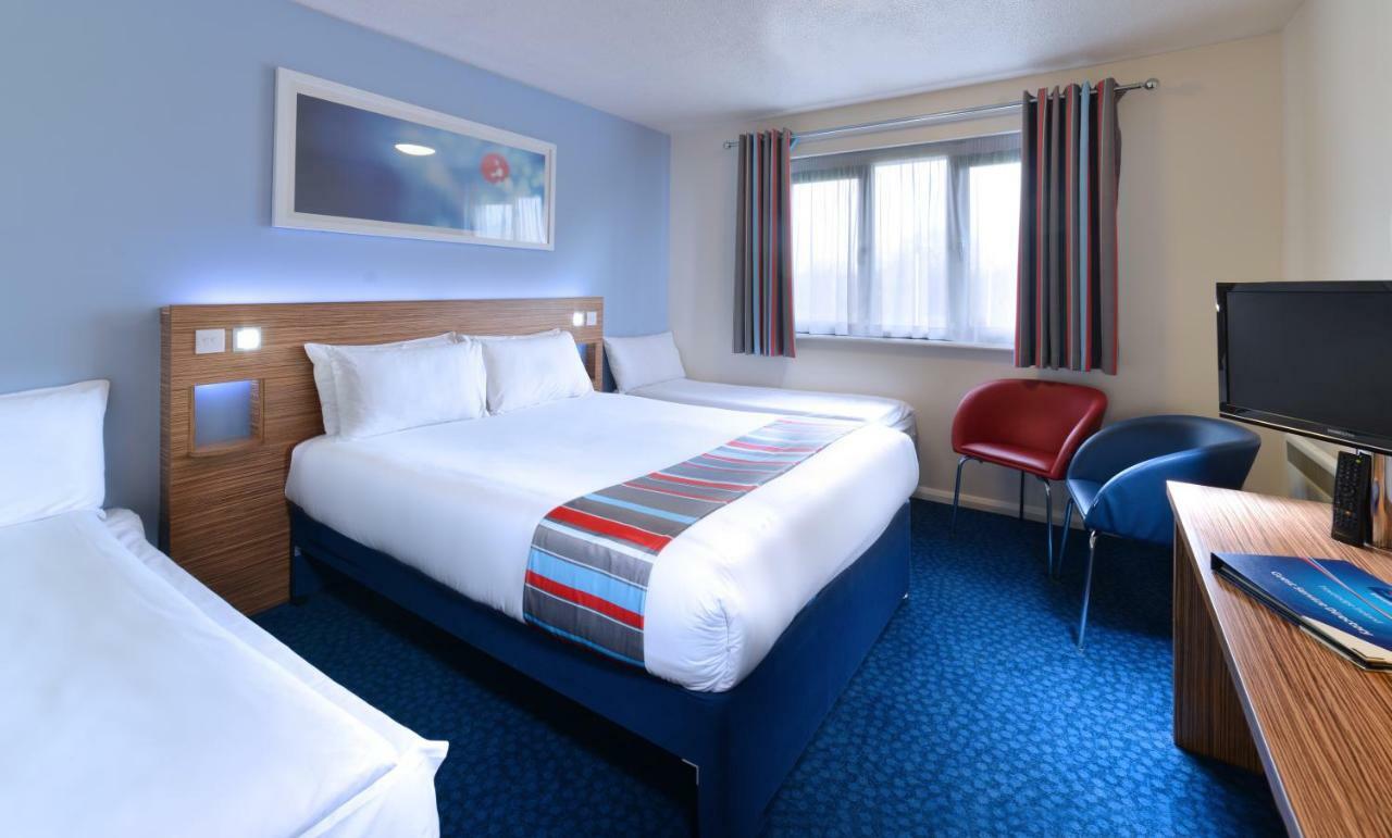 Travelodge Dublin Airport North 'Swords' Dış mekan fotoğraf