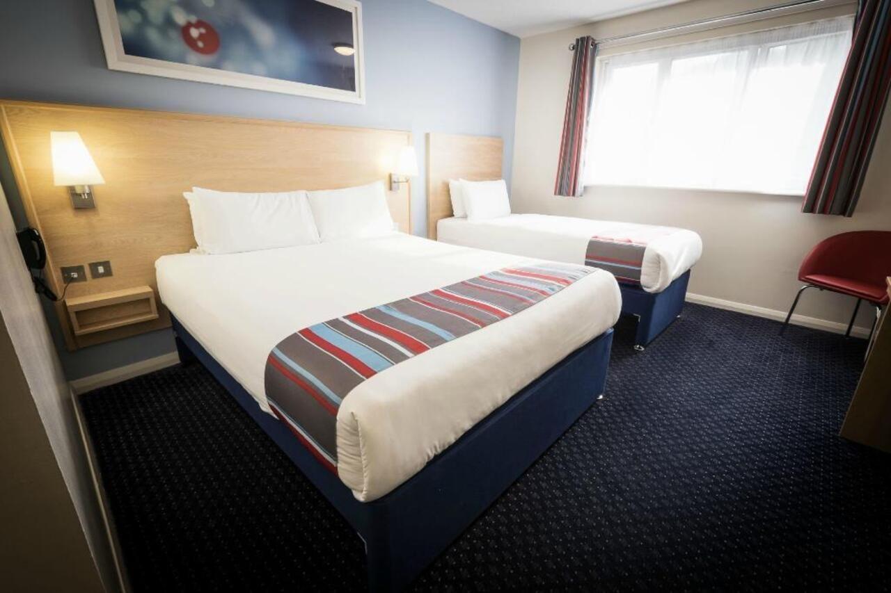 Travelodge Dublin Airport North 'Swords' Dış mekan fotoğraf